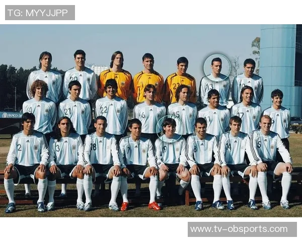 科隆19岁前锋马拉首次入选德国国家队大名单引发关注