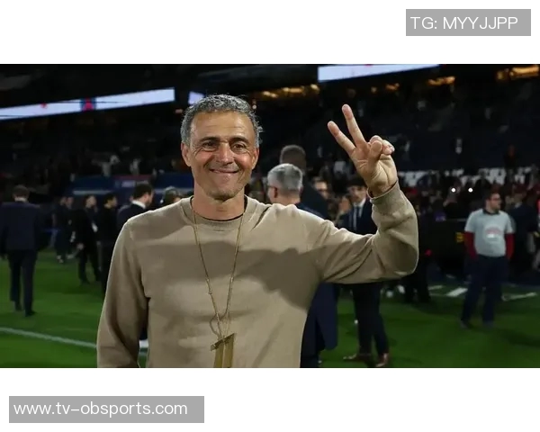 恩里克称赞阿什拉夫为最佳右后卫解释未签替补的原因 恩里克称赞阿什拉夫为最佳右后卫解释未签替补的原因