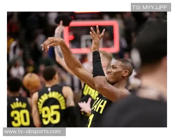 太阳队决定执行瑞安邓恩新秀合同第三年球队选项继续培养潜力球员