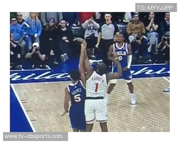 快船命运多舛哈登绝杀遭犯规裁判无视令人唏嘘 快船命运多舛哈登绝杀遭犯规裁判无视令人唏嘘